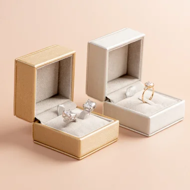 Daria Luxury Ring Box